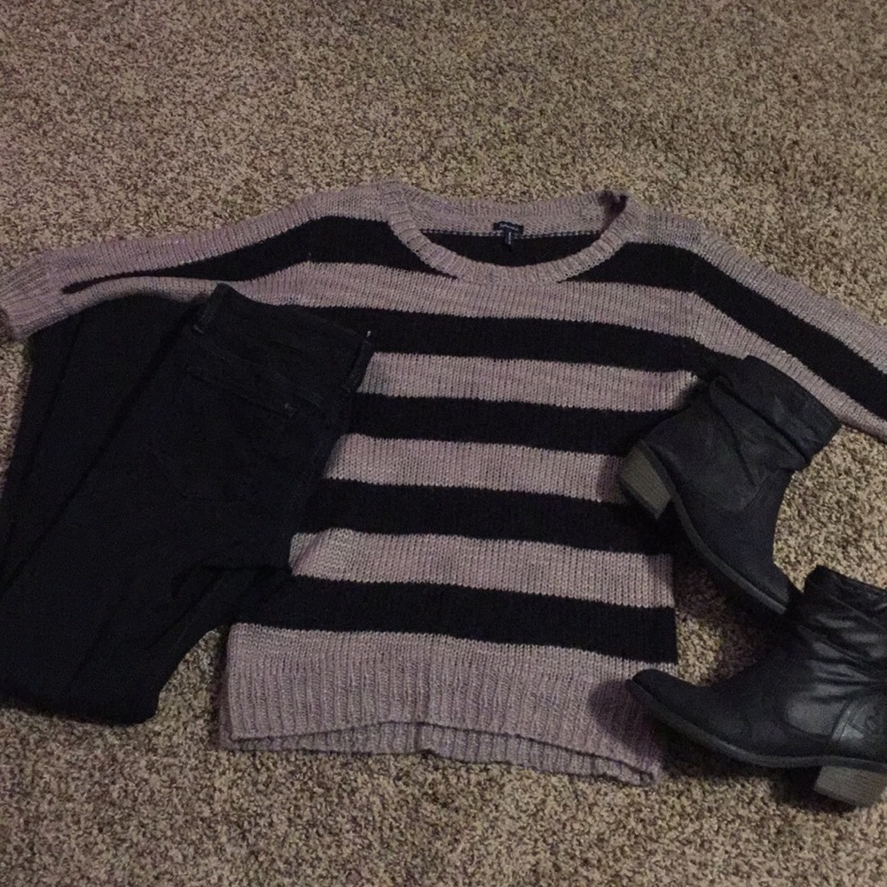 Splendid ladies sweater